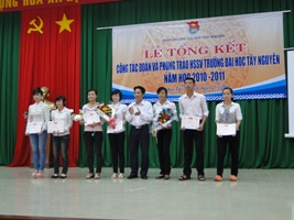 Trường ĐHTN: tổ chức Lễ Tổng kết công tác Đoàn - Hội và phong trào học sinh - sinh viên năm học 2010 - 2011